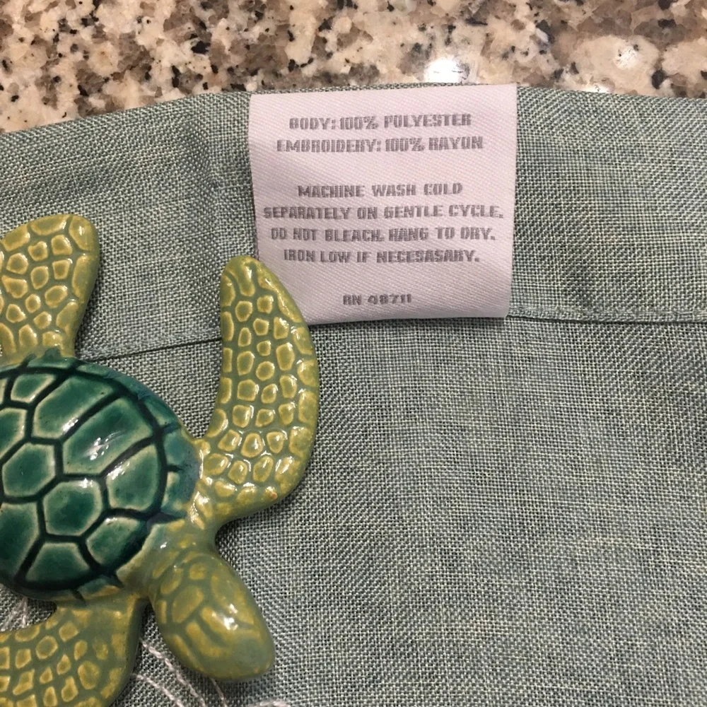 Shower curtain embroidery Green & white Room & Retreat NWOT